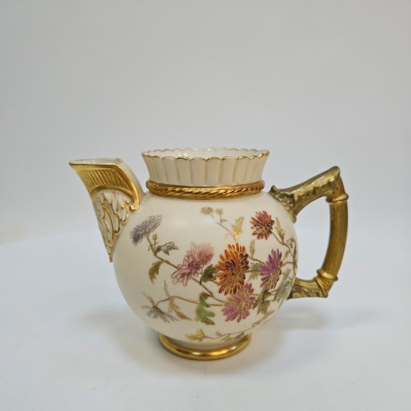 Кувшин с ручной росписью Royal Worcester