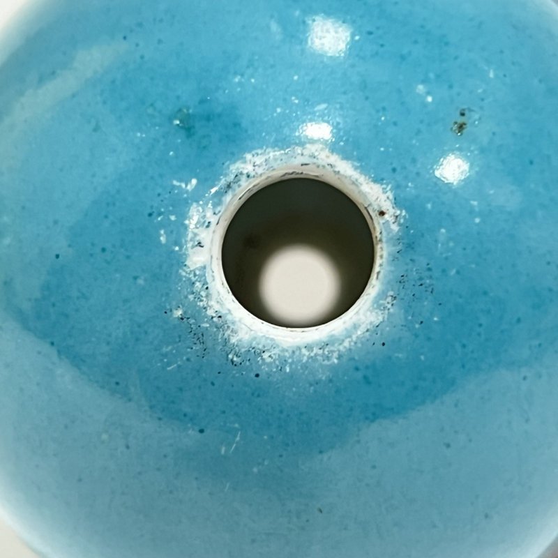 Яйцо пасхальное,Императорская Россия 2-я половина 19в. светло -бирюзовое крытье , ручная роспись  букет цветов.