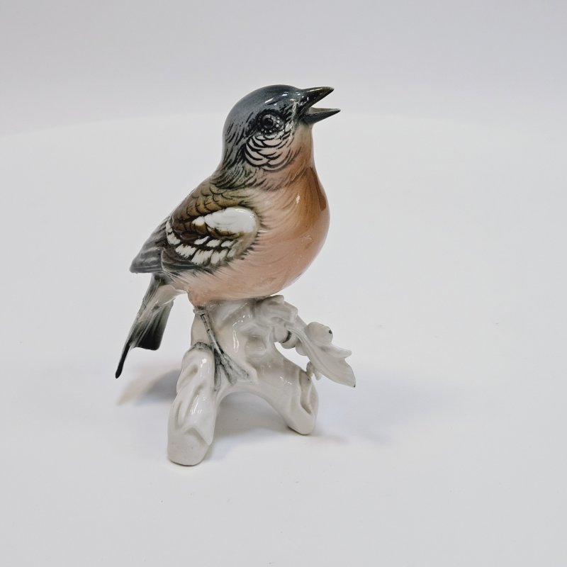 Статуэтка Зяблик Карл Энс