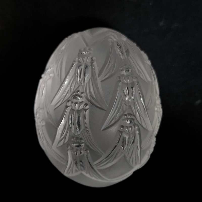 Статуэтка Яйцо Lalique 