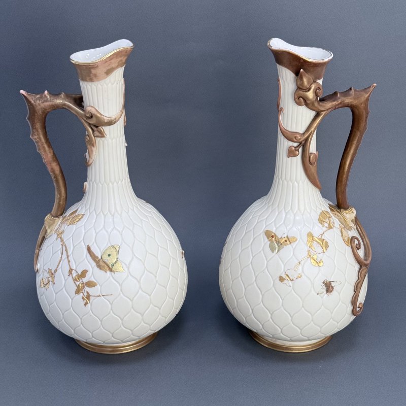 Пара кувшинов Royal Worcester Англия 1884-1886 г