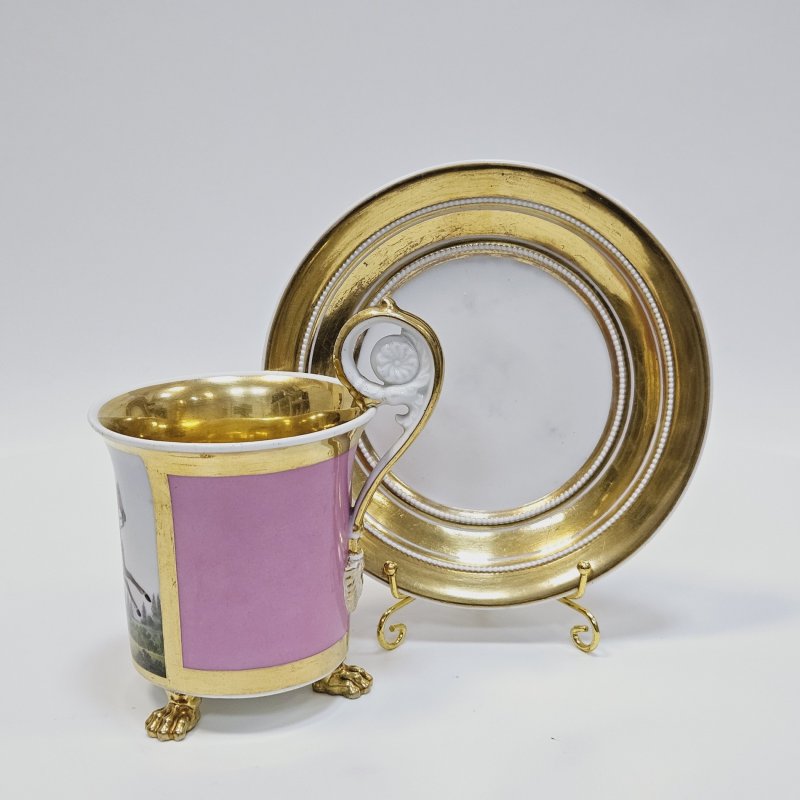 Чашка в стиле ампир с фигурной ручкой КПМ 1820-1830 гг
