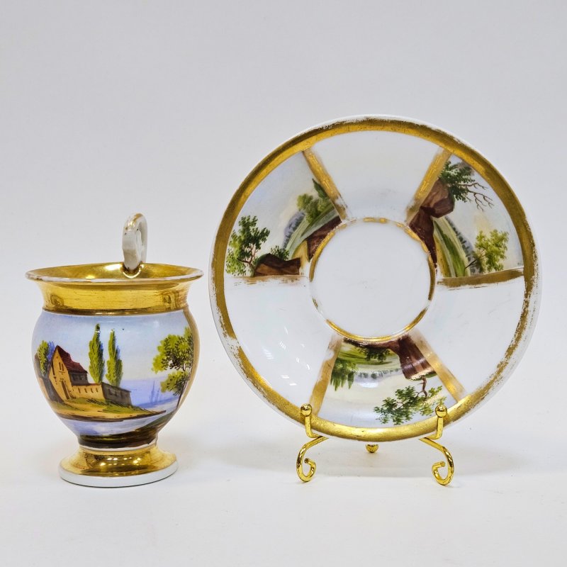 Чашка с блюдцем