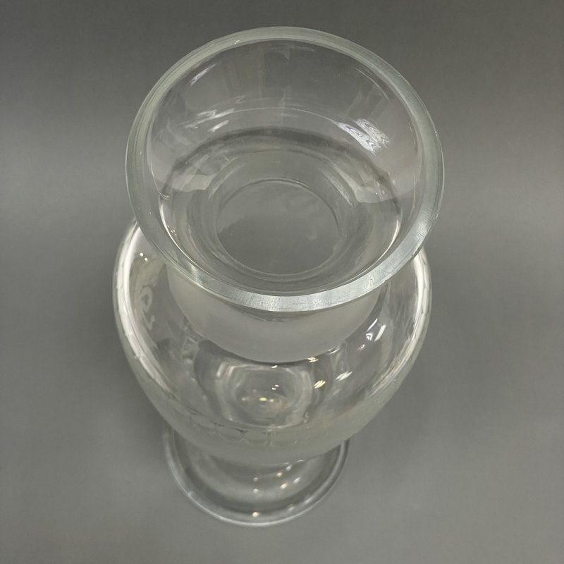 Стеклянная ваза в неоклассическом стиле 1890е г Богемия (к)