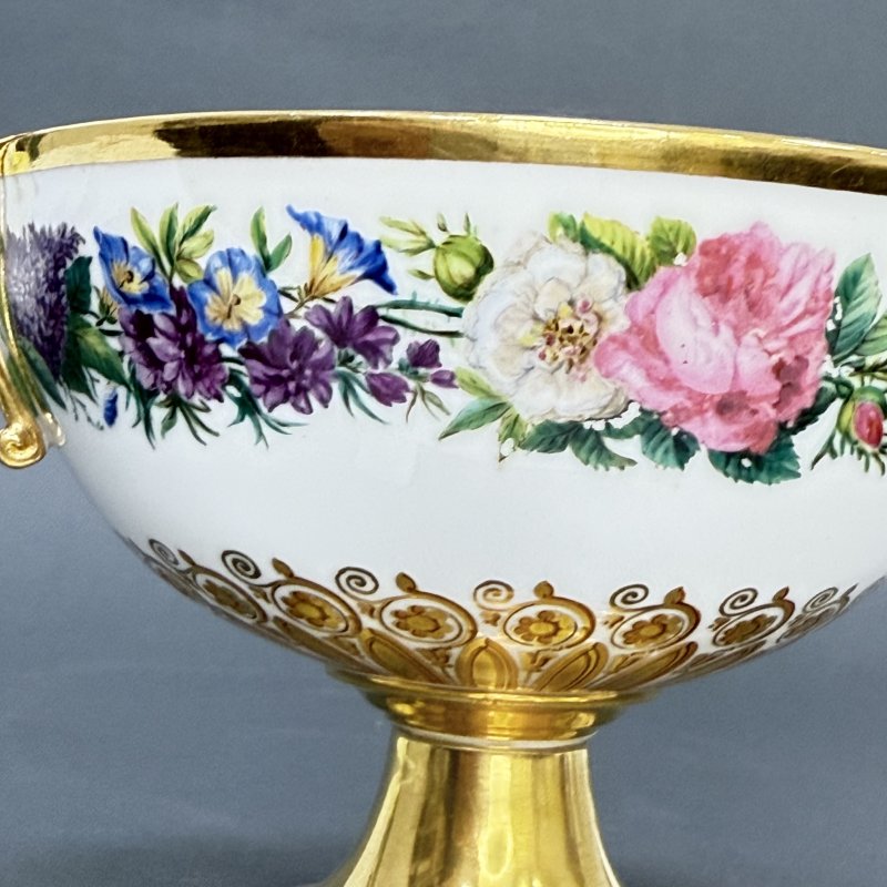 Ваза на ножке с 2 ручками Севрская мануфактура ( Sevres ) Франция 1820 г