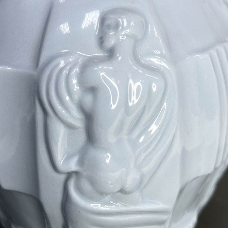 Ваза Ингрид разработанная Артуром Плевой для Курта Шлевогта в 1936 году Чехословакия 1936-1950 г