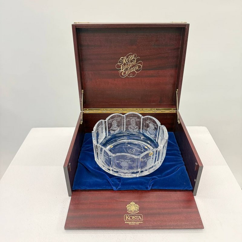 Хрустальная чаша «Королевская чаша» хрусталь Kosta