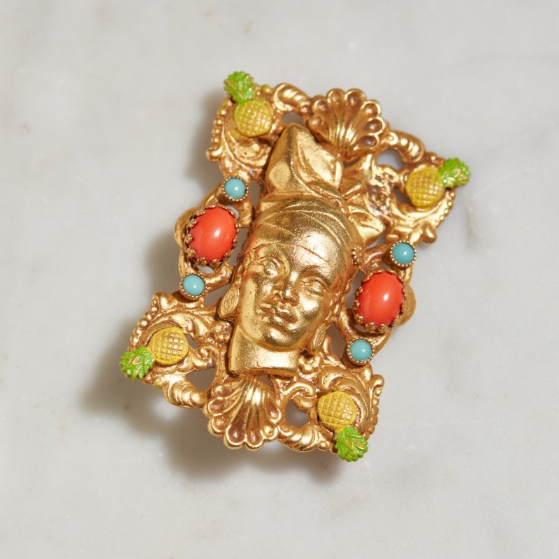  Брошь Королева