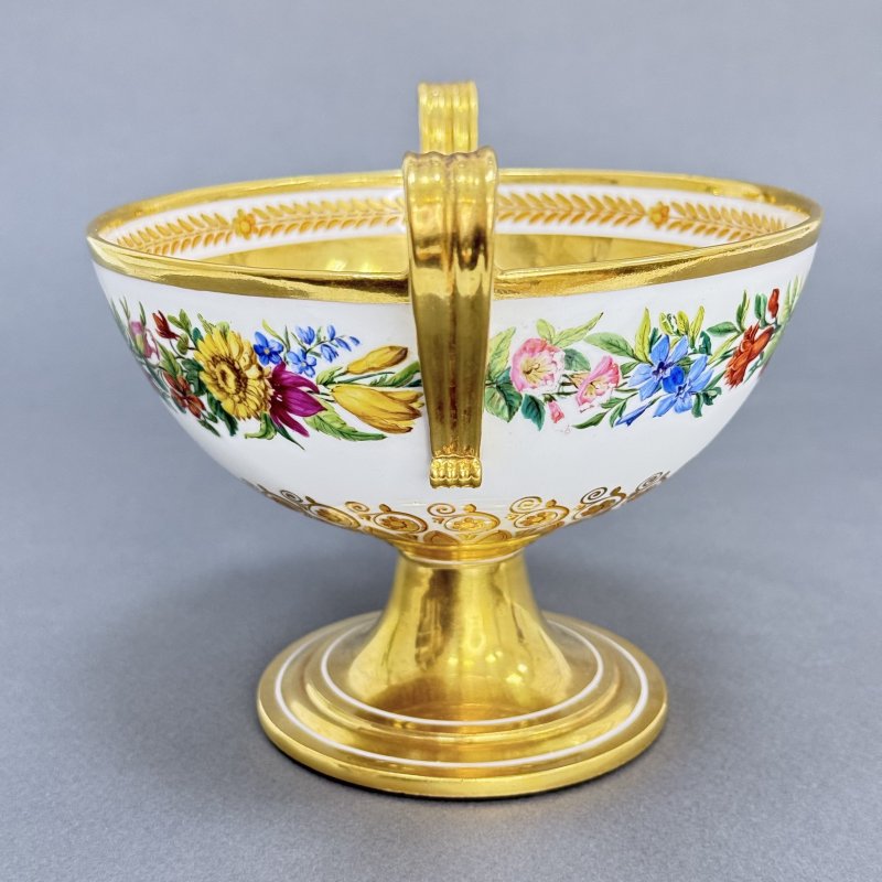 Ваза на ножке с 2 ручками Севрская мануфактура ( Sevres ) Франция 1820 г