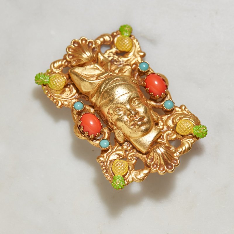  Брошь Королева