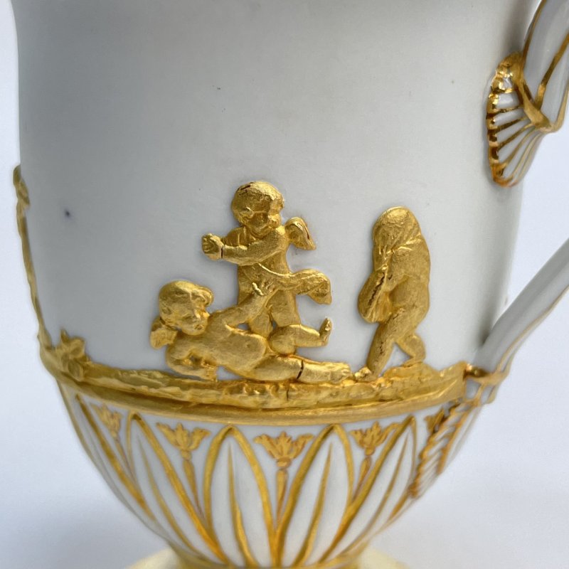 Набор из 4 предметов Meissen 1814-1824 года (к)