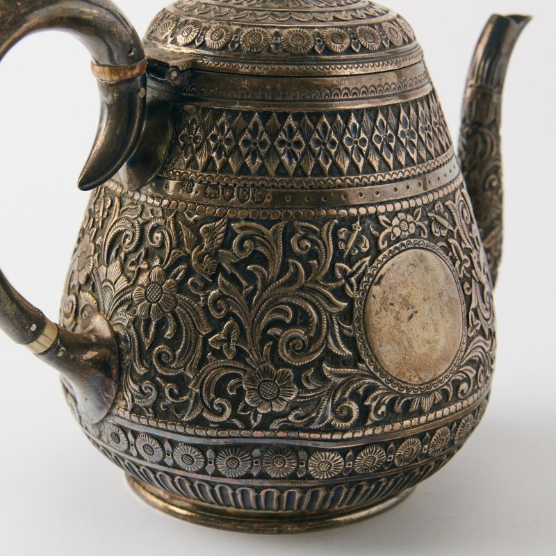 Чайник антикварный JA&JS