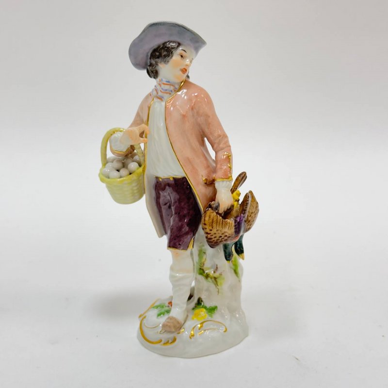 Фигурка Торговец птицей из серии Крики Парижа  Meissen 1950г