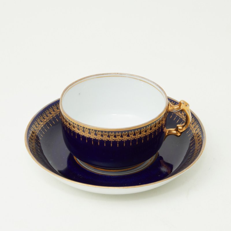 Чашка с блюдцем Кузнецов