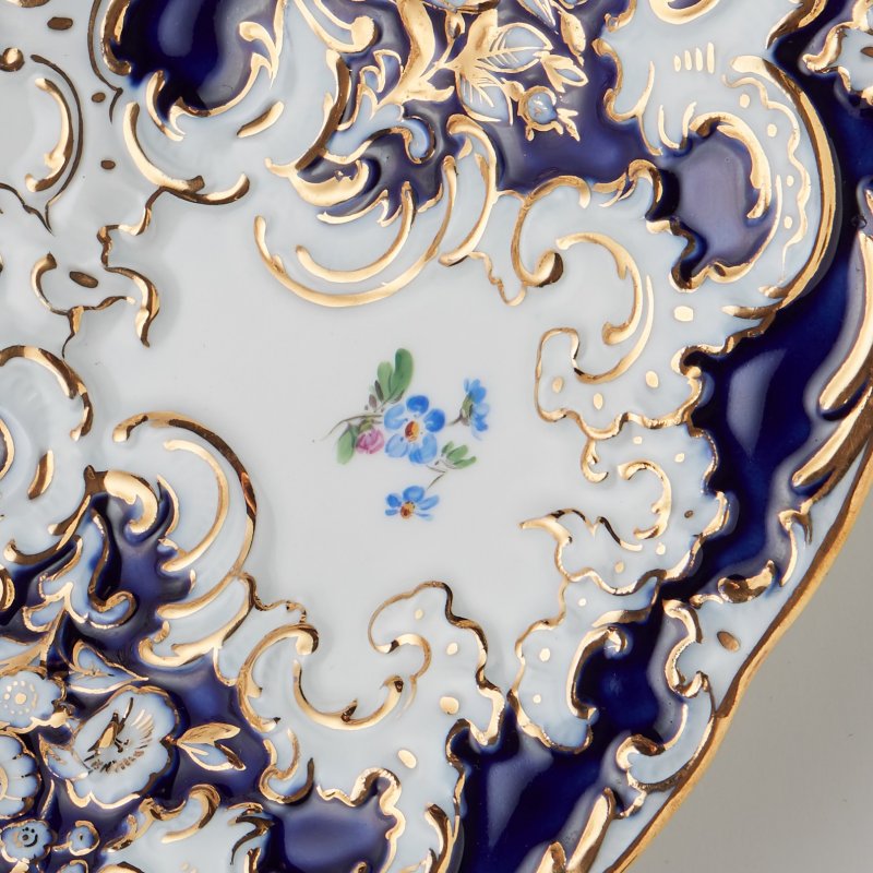 Блюдо Meissen бело-синее цветочная роспись