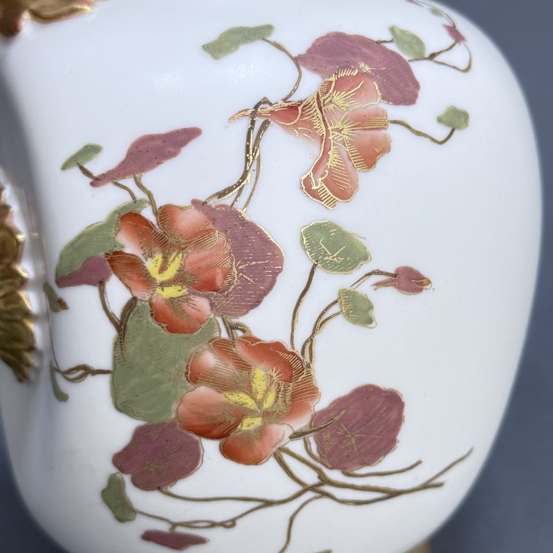 Старинный кувшин ручной работы blush ivory  Royal Worcester 1891 год