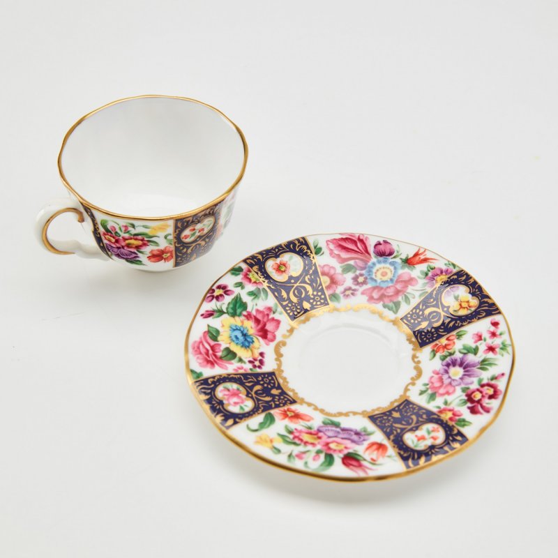 Фарфоровая чашка с блюдцем Royal Worcester - миниатюра 1993 г Англия (д)