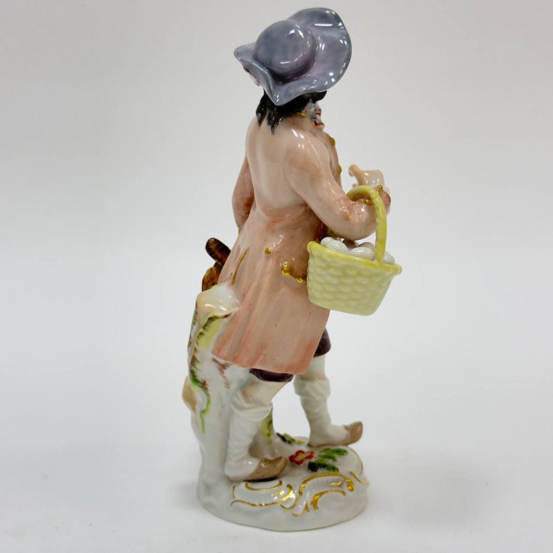 Фигурка Торговец птицей из серии Крики Парижа  Meissen 1950г