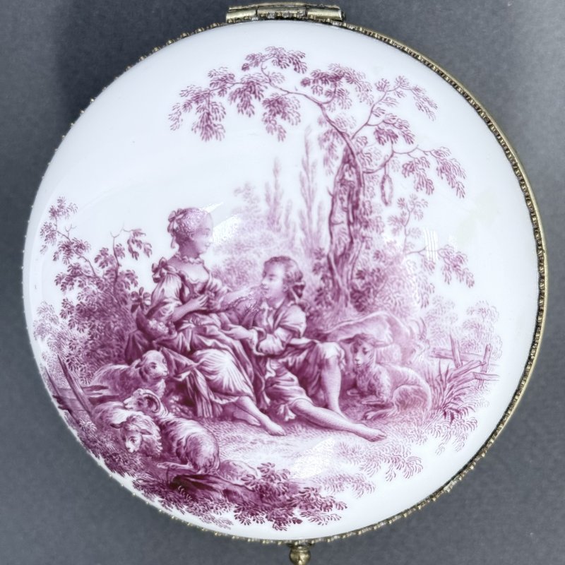 Фарфоровая шкатулка Meissen Германия 1860-1880 гг