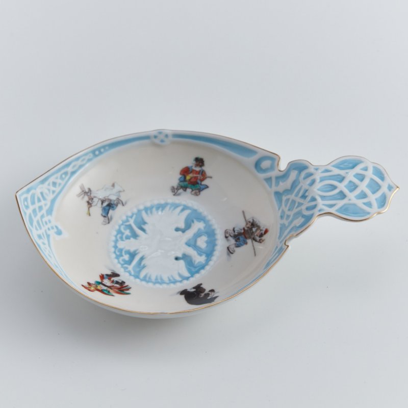 Ковш с рельефным Императорским орлом, оригинальный рисунок Н.Н. Каразина