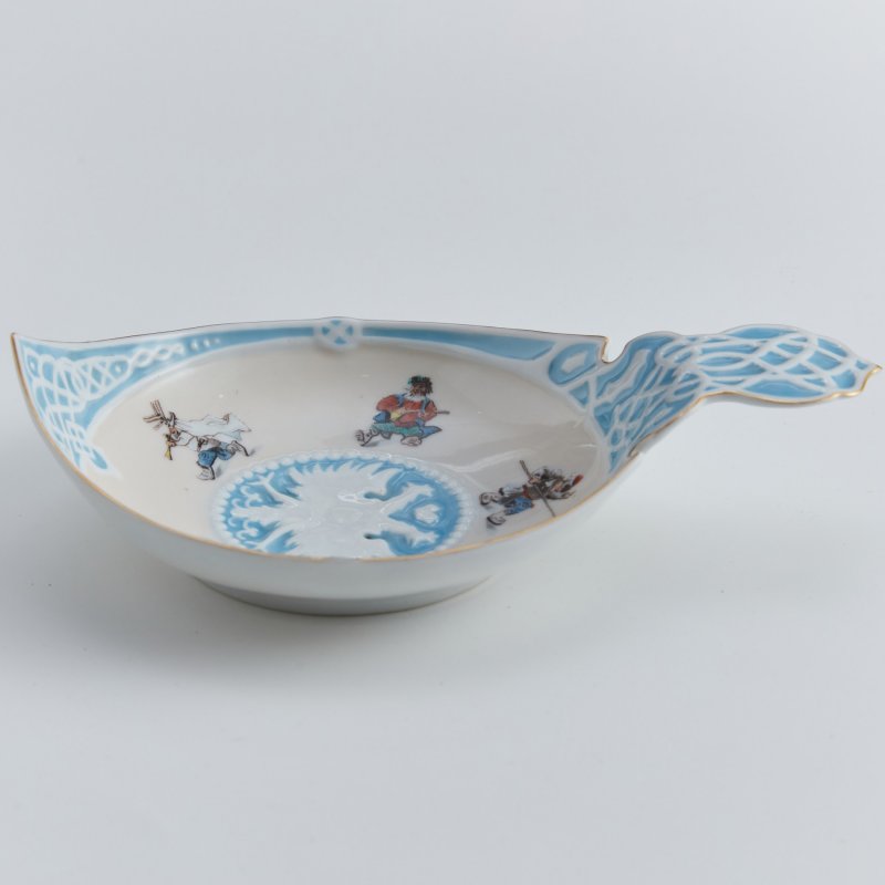 Ковш с рельефным Императорским орлом, оригинальный рисунок Н.Н. Каразина