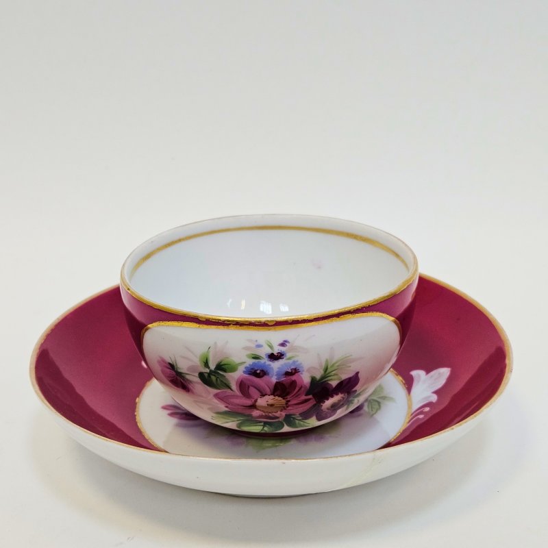 Чайная пара Гарднер бордовая с цветами