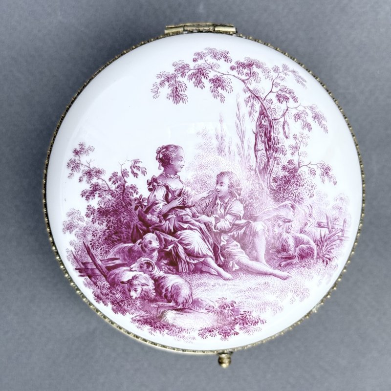 Фарфоровая шкатулка Meissen Германия 1860-1880 гг
