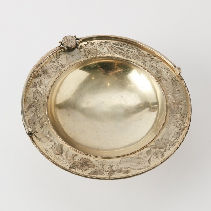 Ваза старинная с ручкой 