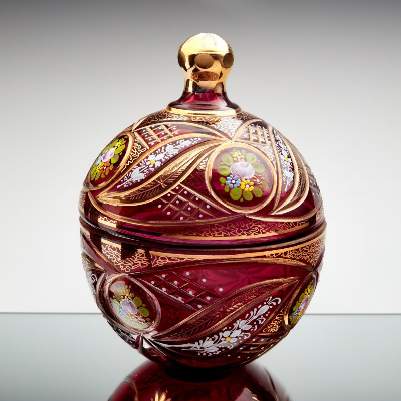 Ваза с крышкой Богемия