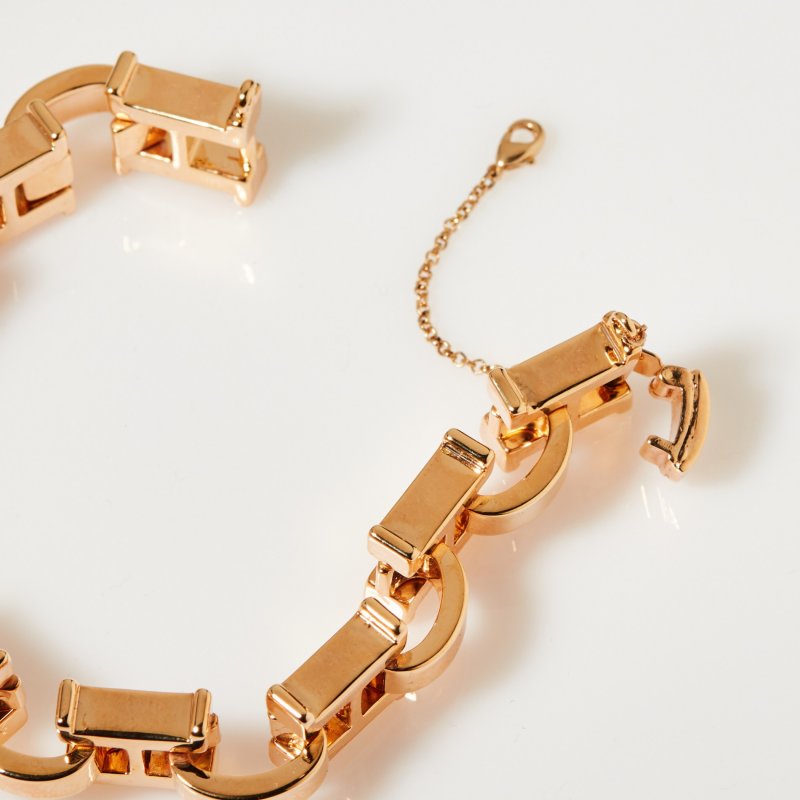 Carolina Herrera. Крупный браслет из звеньев