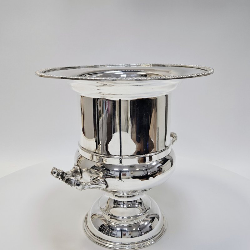 Ваза Кулер в форме кубка Англия рубеж 19/20в