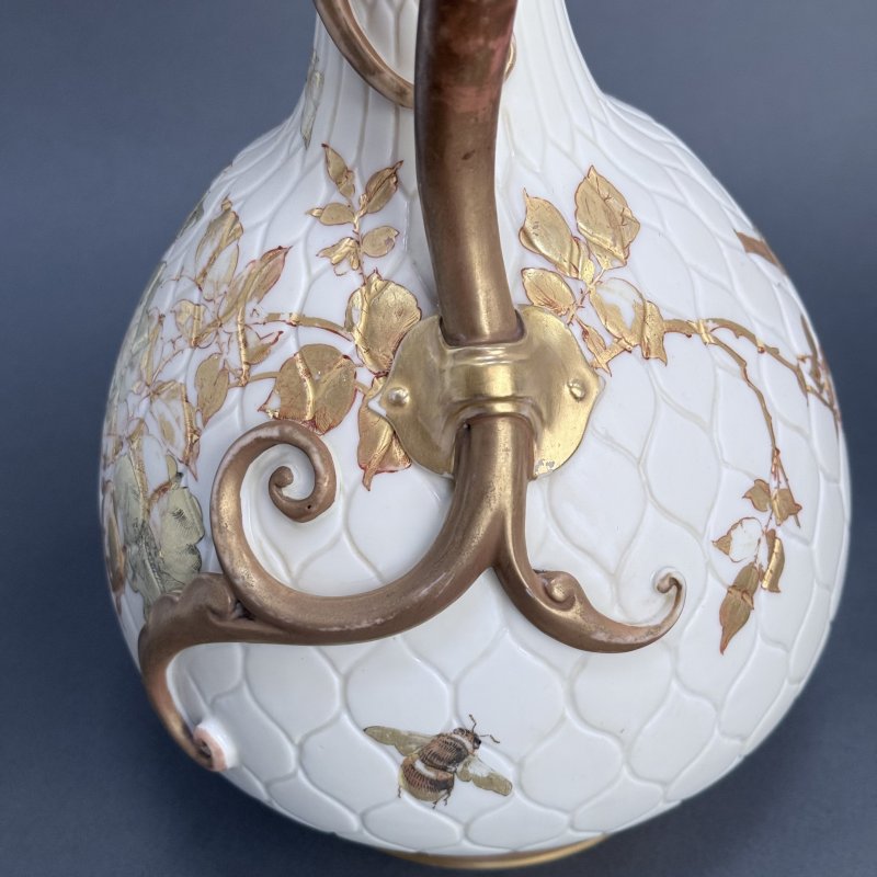 Пара кувшинов Royal Worcester Англия 1884-1886 г