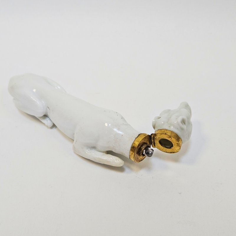 Редкий фарфоровый флакон для парфюма Гончая Европа