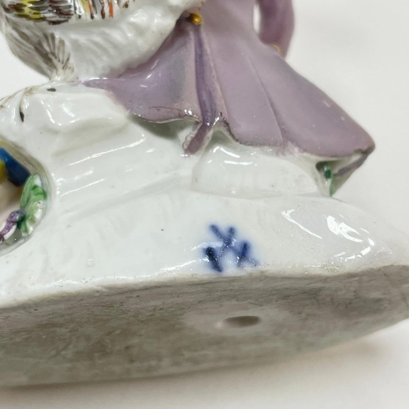 Коллекционная редкая статуэтка Юноша с петухом Meissen 1750-1755 гг