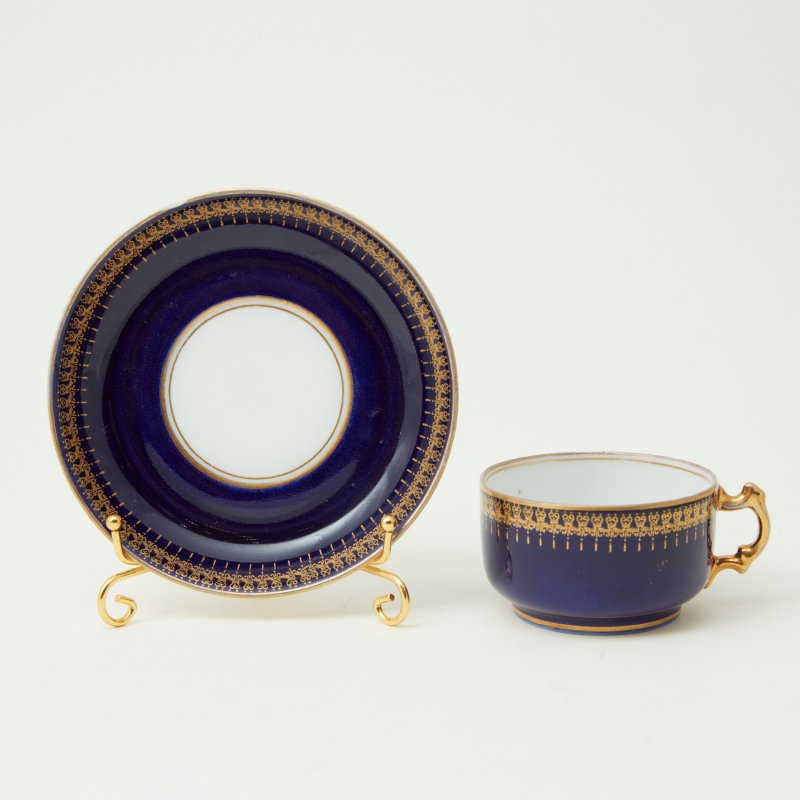 Чашка с блюдцем Кузнецов