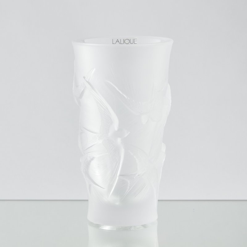 Хрустальная коллекционная ваза «Hirondelles» (Ласточки) Lalique