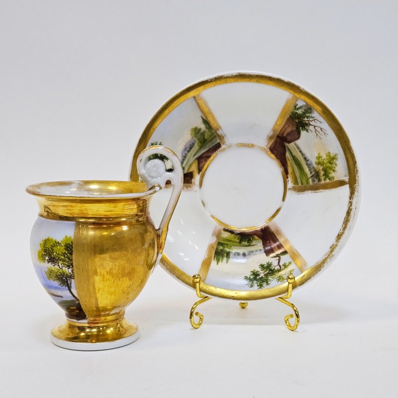 Чашка с блюдцем