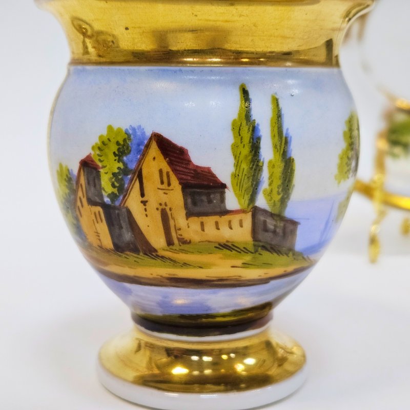 Чашка с блюдцем