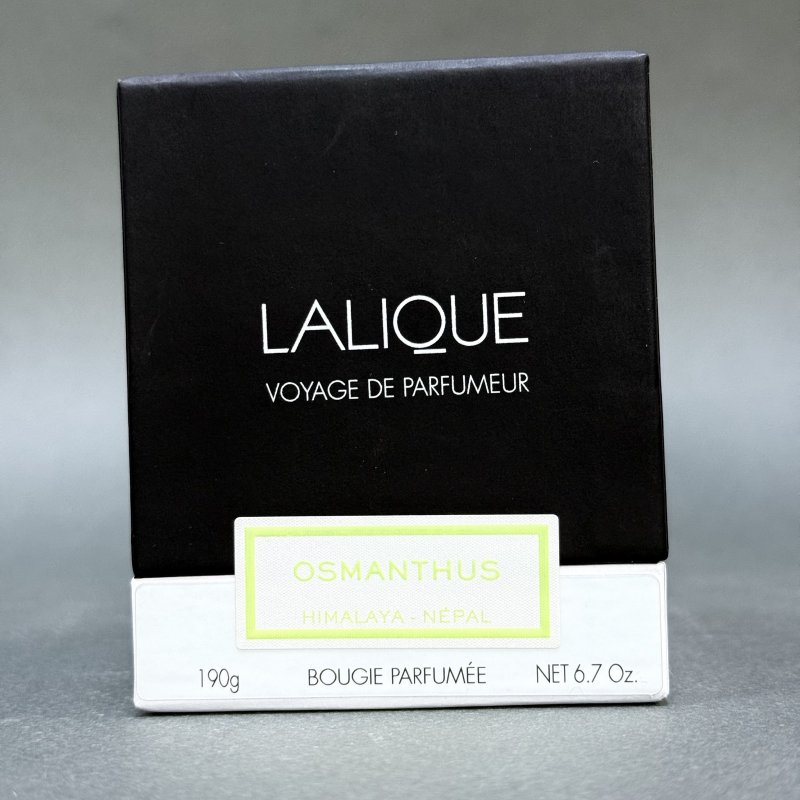 Ароматическая свеча Lalique Osmanthus, Himalaya - Nepal линейка ароматов для дома Voyage de Parfumeur 2024-2025 г