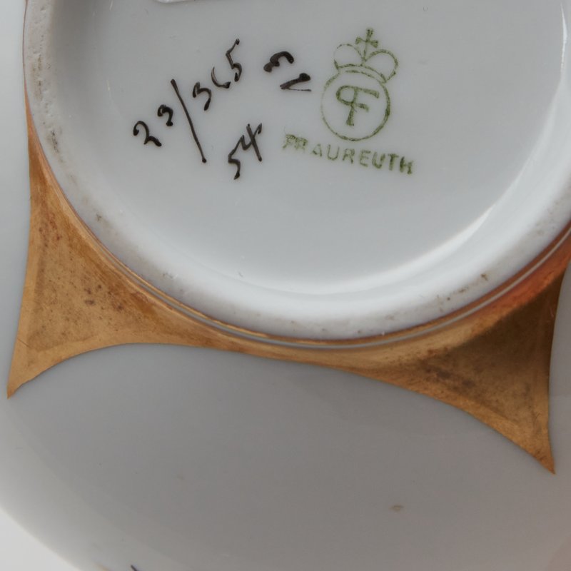 Ваза ар-деко с оранжевой крышкой Фрауройт