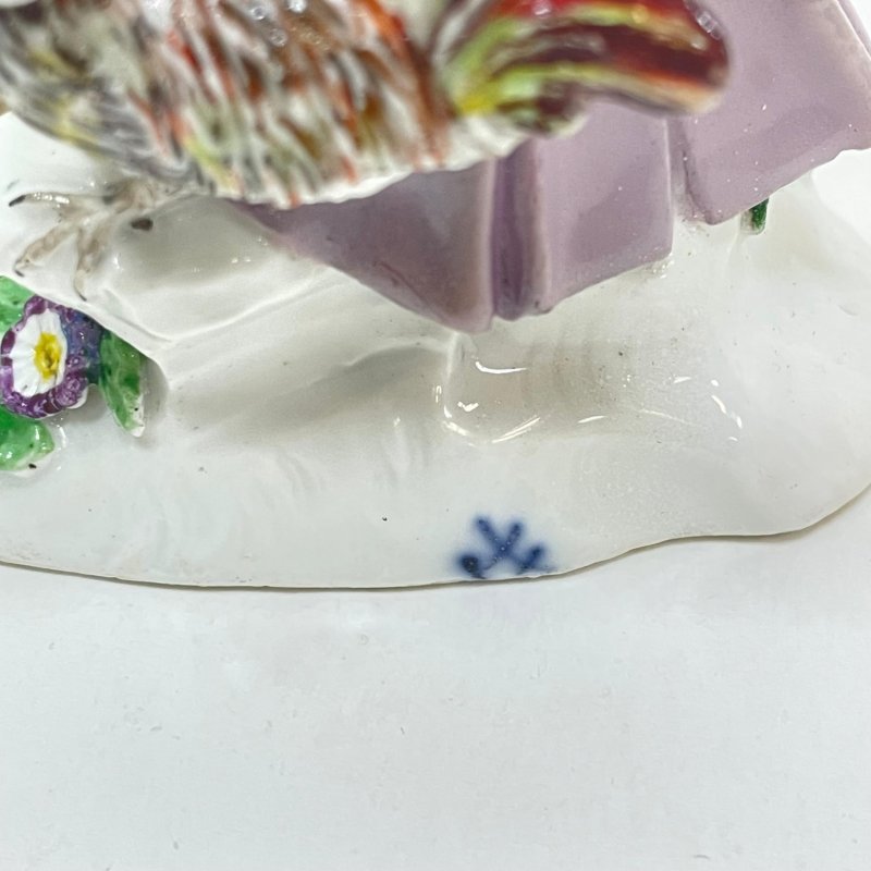 Коллекционная редкая статуэтка Юноша с петухом Meissen 1750-1755 гг