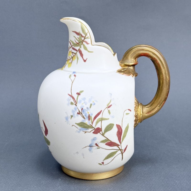 Старинный кувшин ручной работы blush ivory  Royal Worcester 1891 год