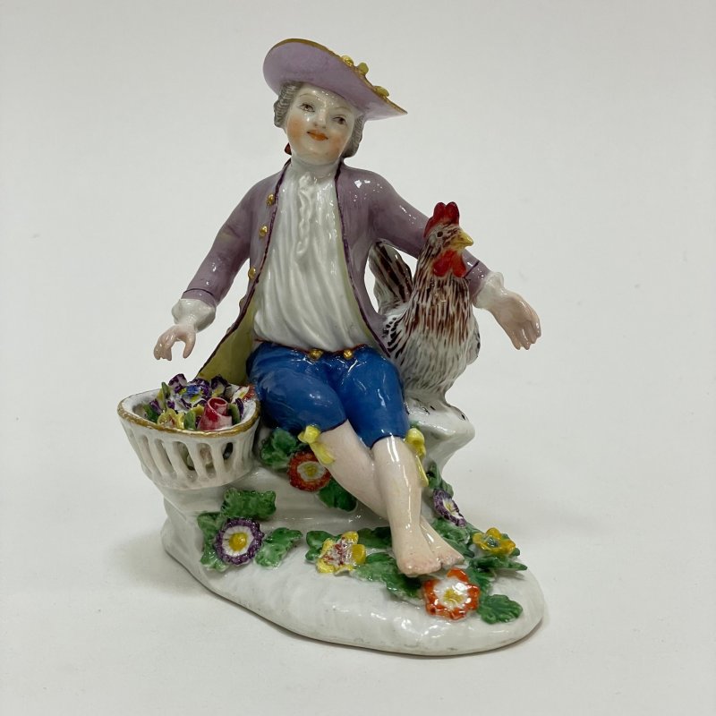Коллекционная редкая статуэтка Юноша с петухом Meissen 1750-1755 гг