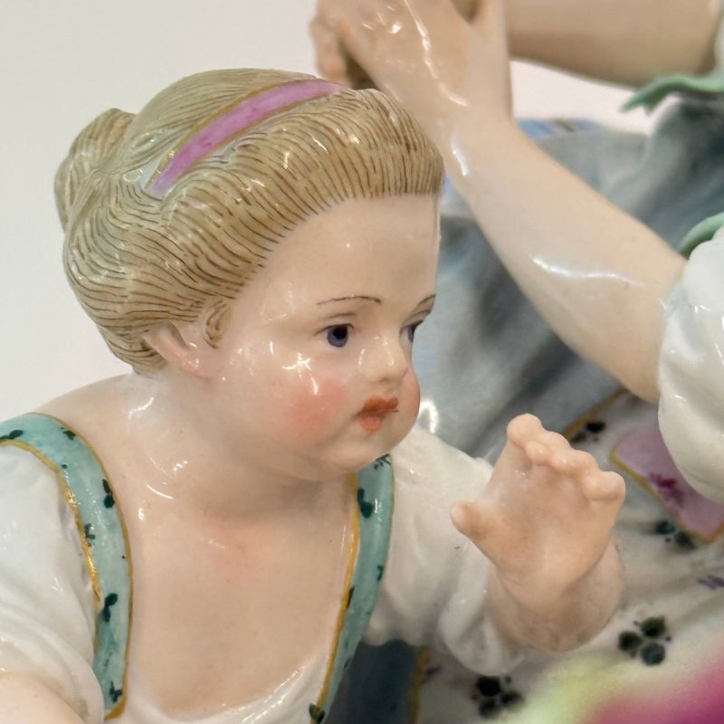 Скульптурная группа Уроки любви Meissen 1850 гг
