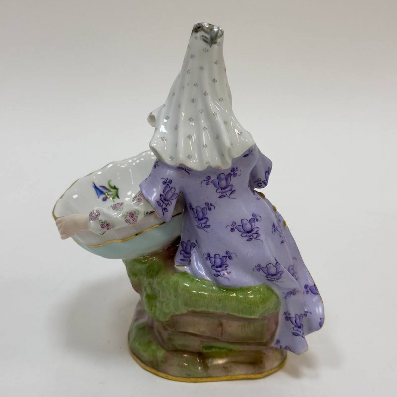 Солонка Турчанка держит солонку Meissen 1860гг 